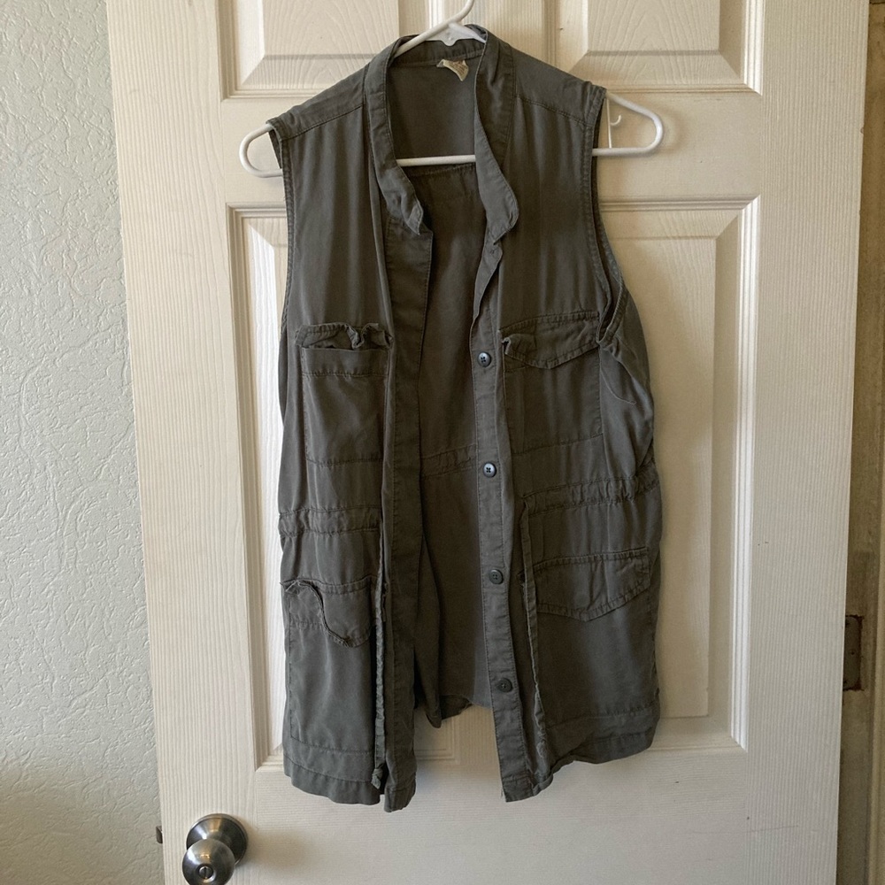 🔥5 for $25🔥 Army Green Vest
